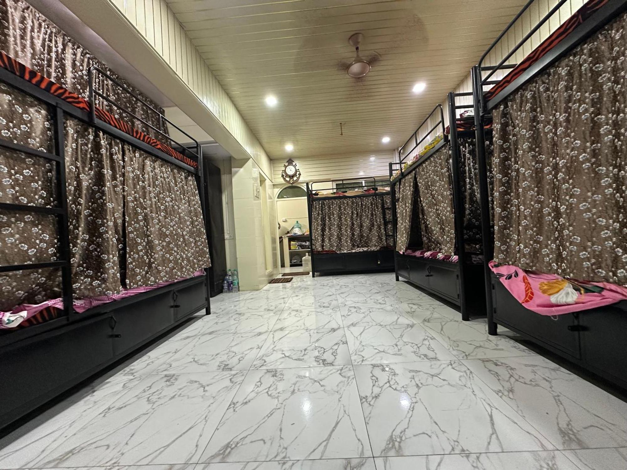 Balaji In Andheri Bombaj